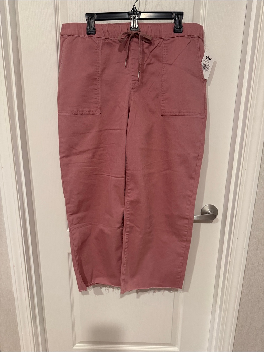 Drawstring Rose cropped pants with Front Pockets